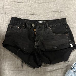 One Teaspoon shorts faded black